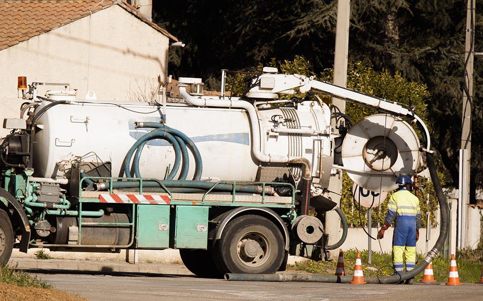 débouchage canalisation pas cher Paris 16